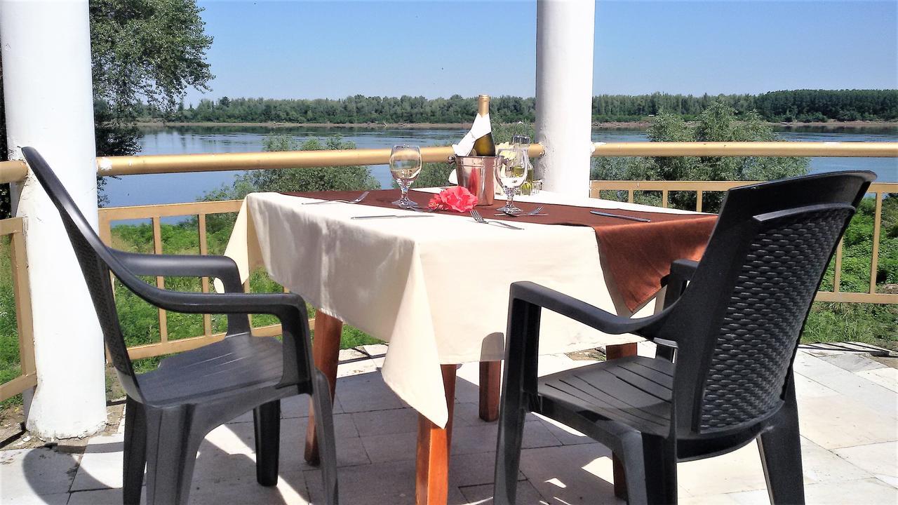 Хотелски Комплекс Радецки Град Козлодуй Kozloduy Exterior foto